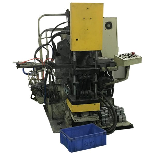 Vertical die casting machine - Image 4